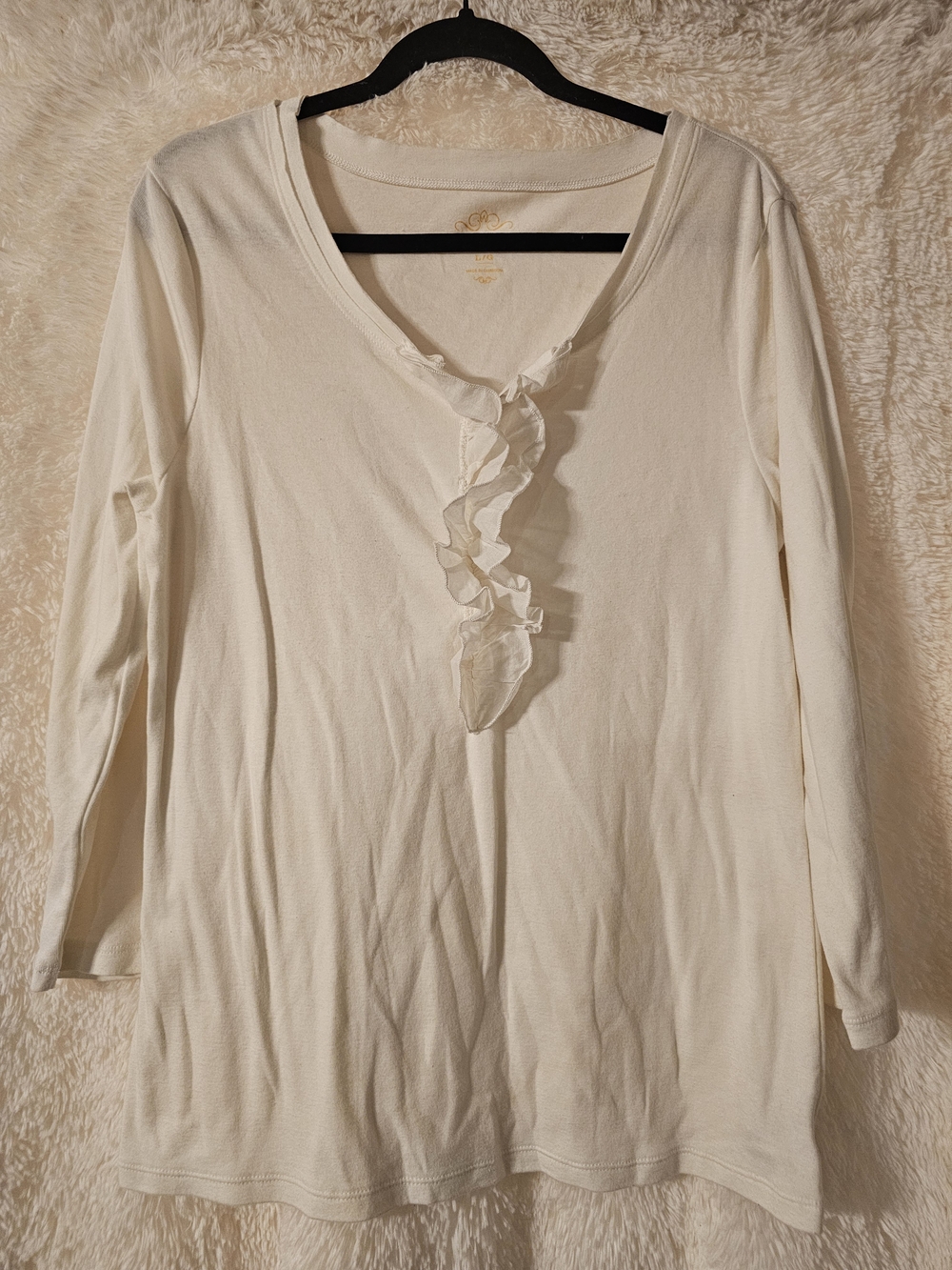 Old Navy Cream Ruffle V-Neck Long Sleeve Top